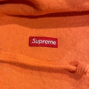 Supreme Hoodie